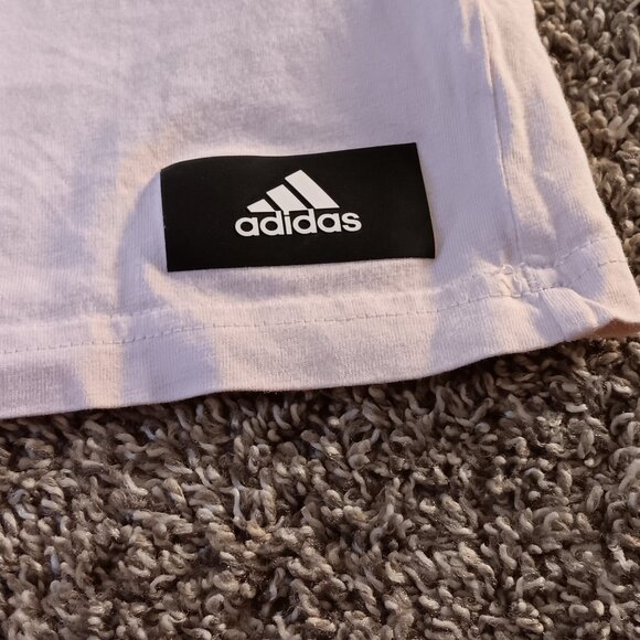 NWOT* Adidas pink crop - Picture 6 of 6